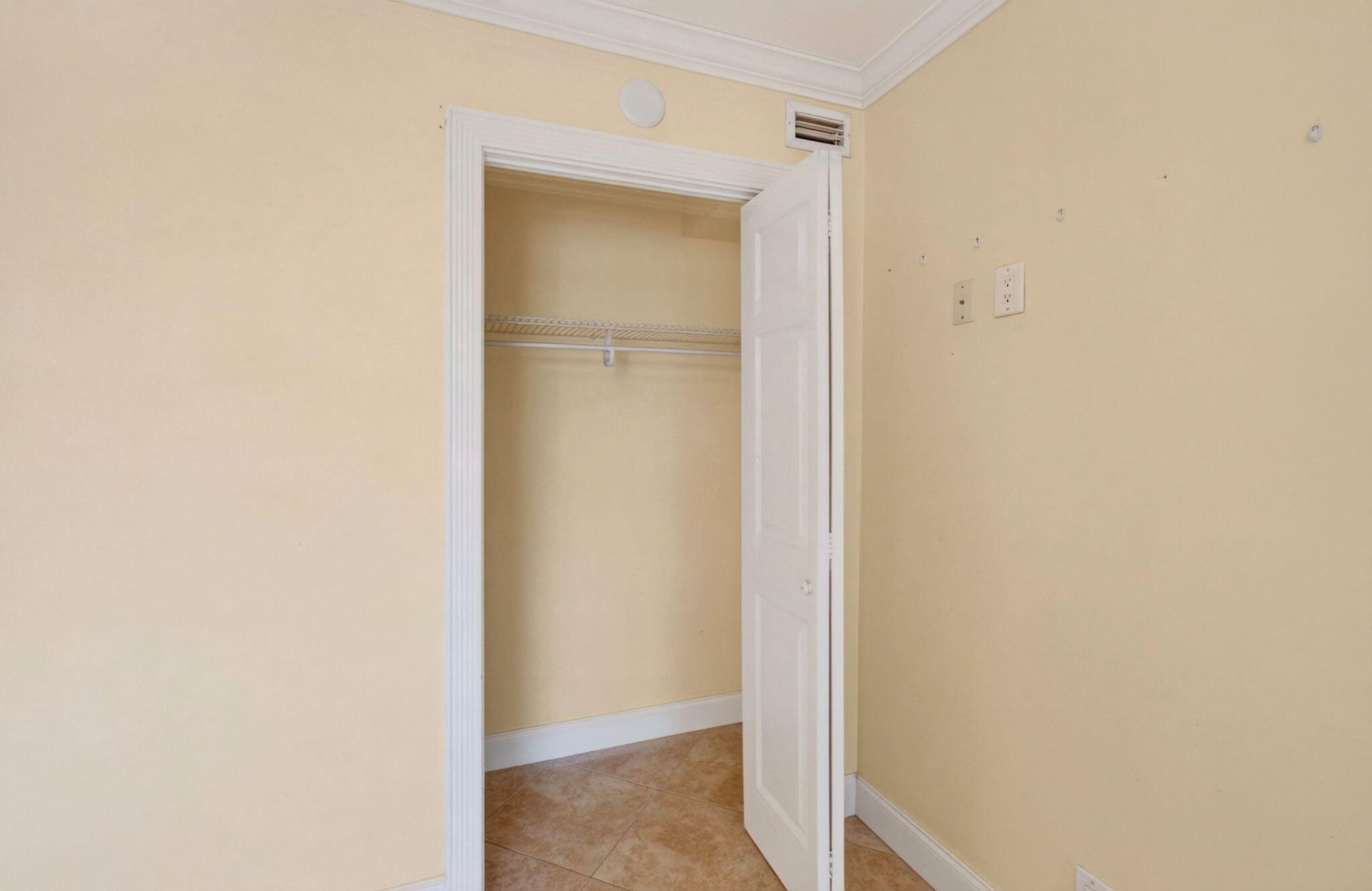 2871 N Ocean Boulevard N, Unit V345, Boca Raton, FL 33431 Photo