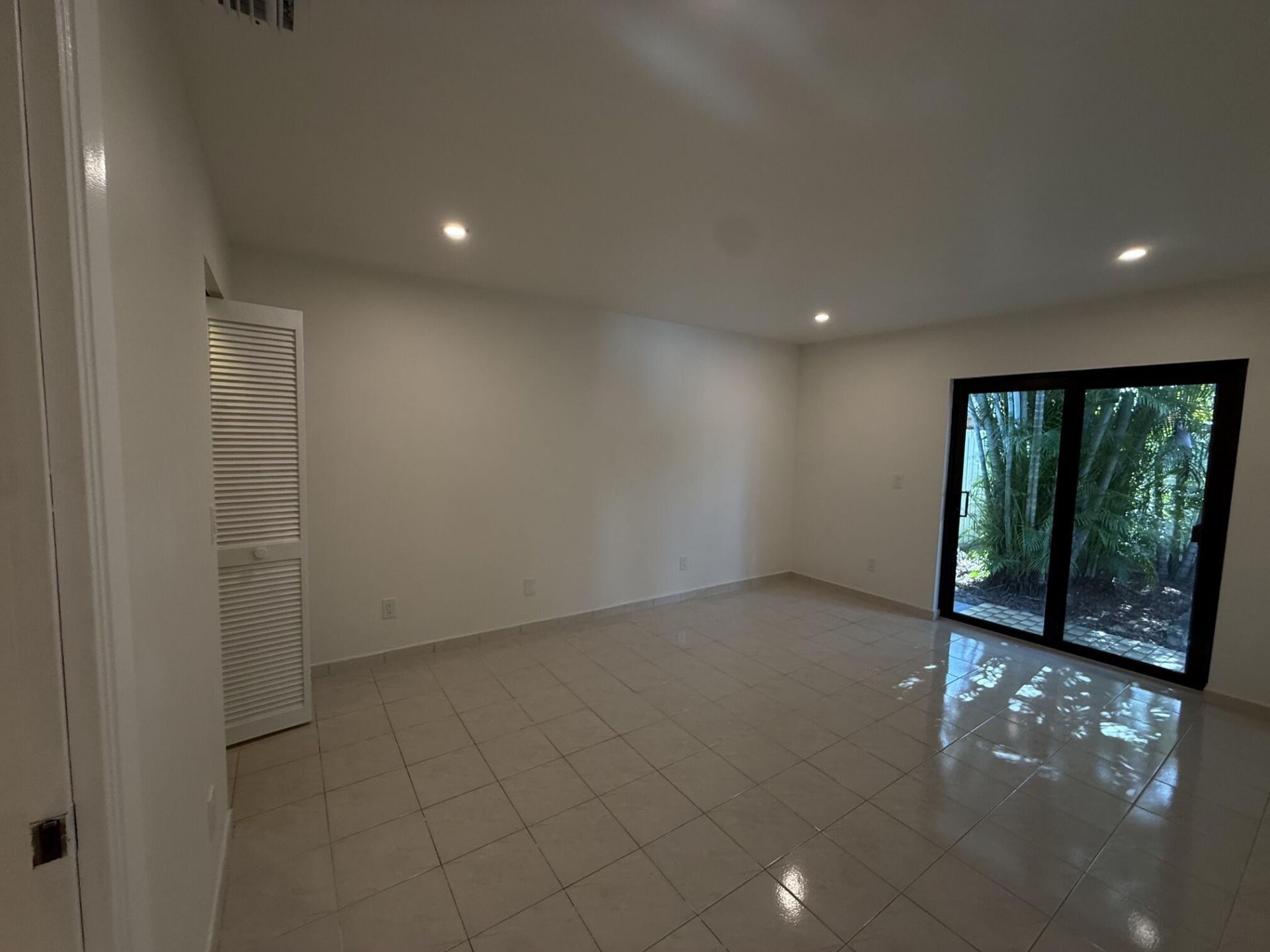 1160 SW 111th Avenue, Pembroke Pines, FL 33025 Photo