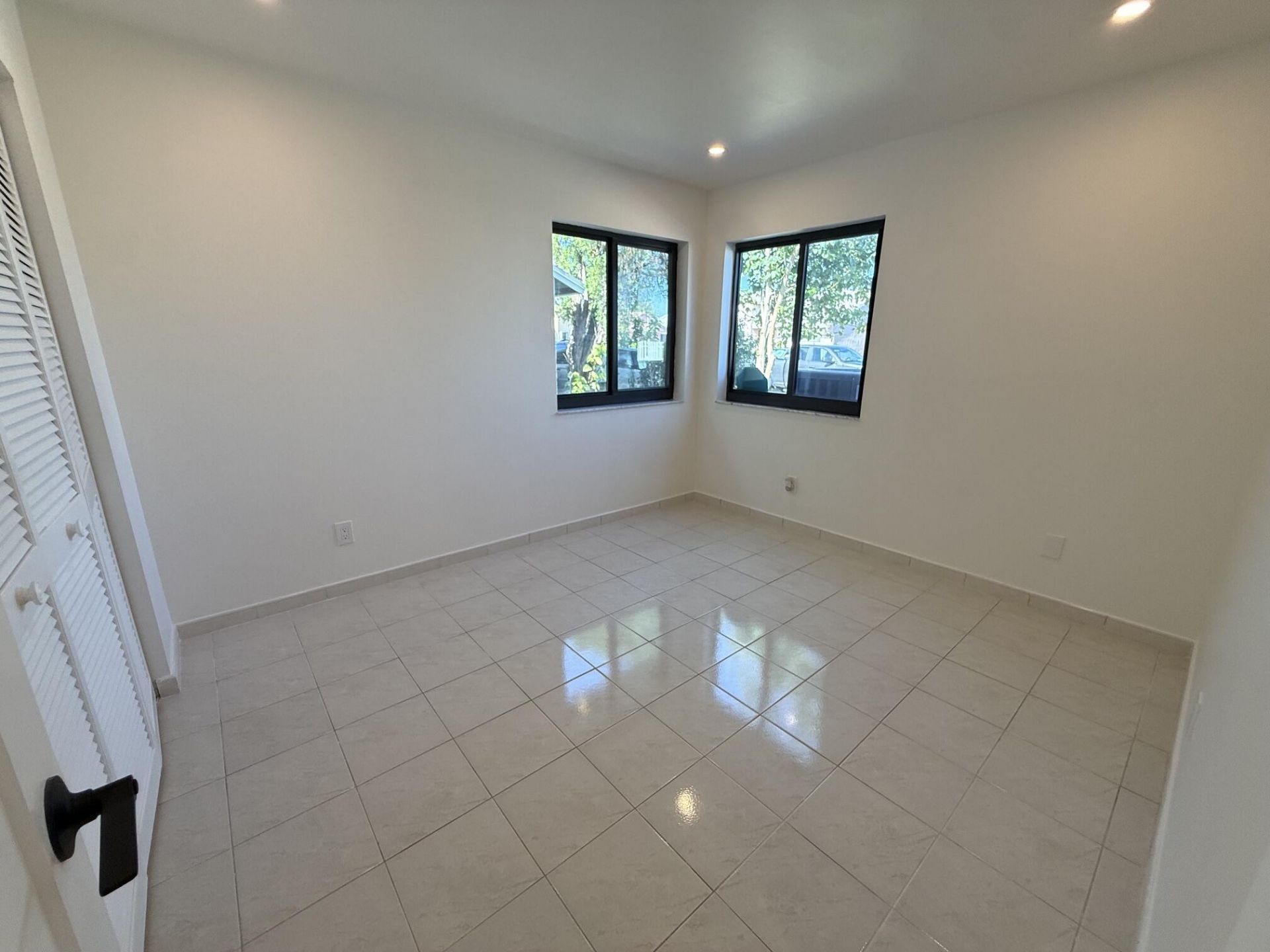 1160 SW 111th Avenue, Pembroke Pines, FL 33025 Photo