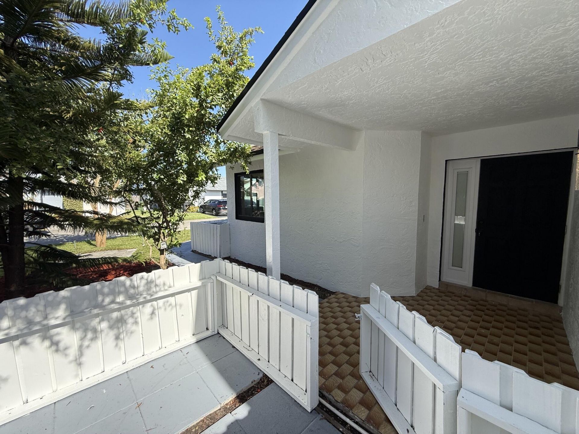 1160 SW 111th Avenue, Pembroke Pines, FL 33025 Photo