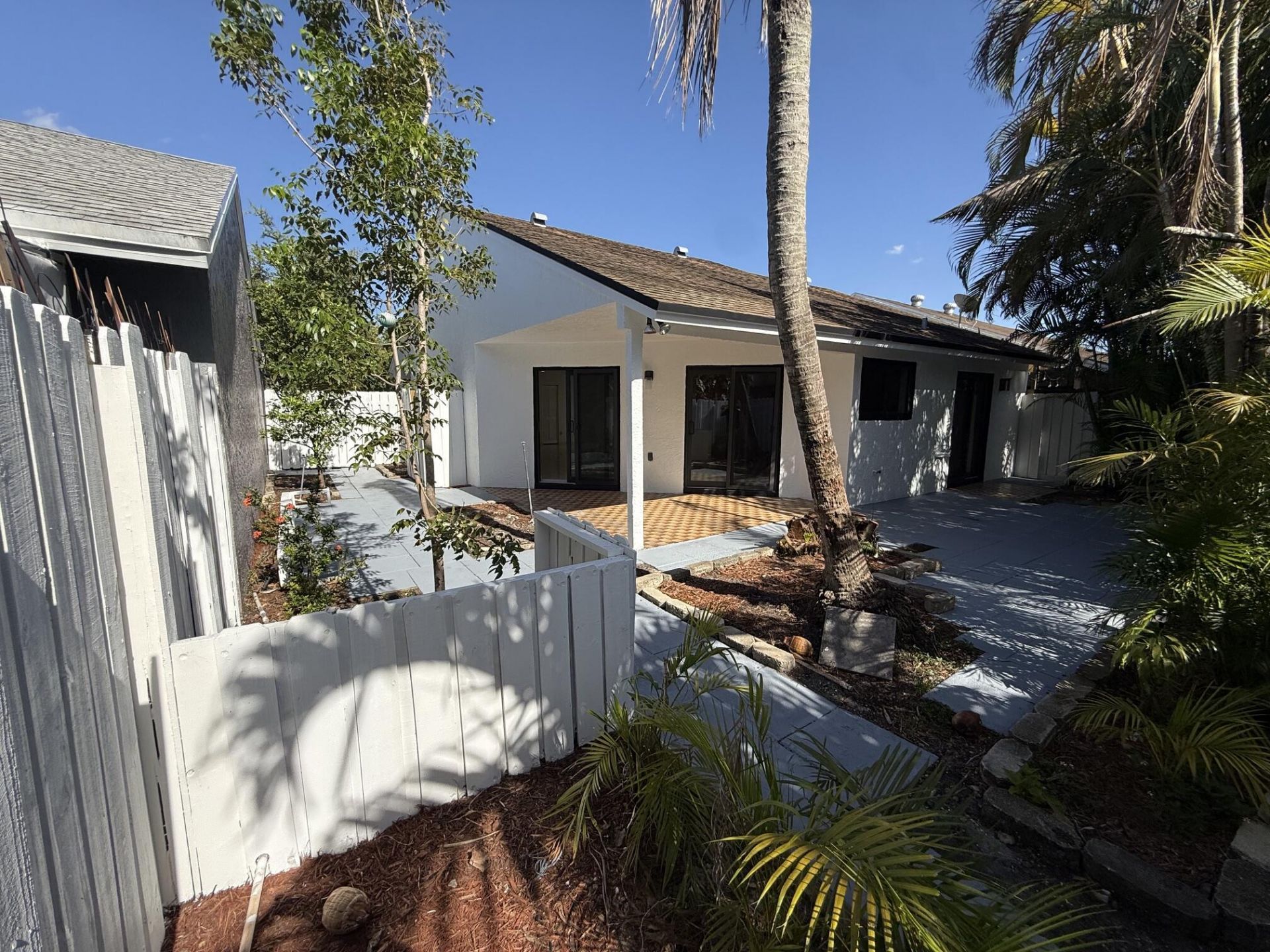 1160 SW 111th Avenue, Pembroke Pines, FL 33025 Photo