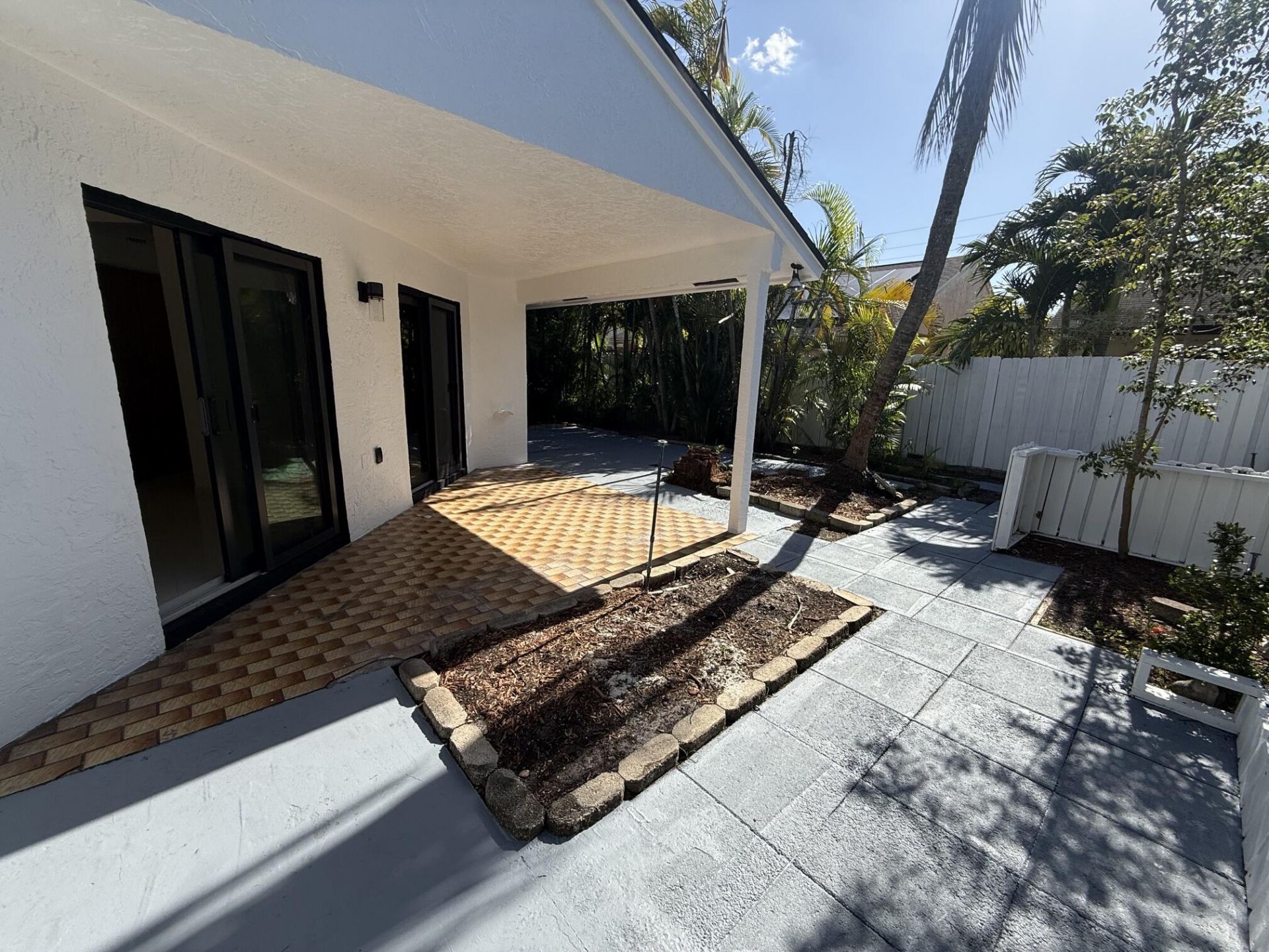 1160 SW 111th Avenue, Pembroke Pines, FL 33025 Photo