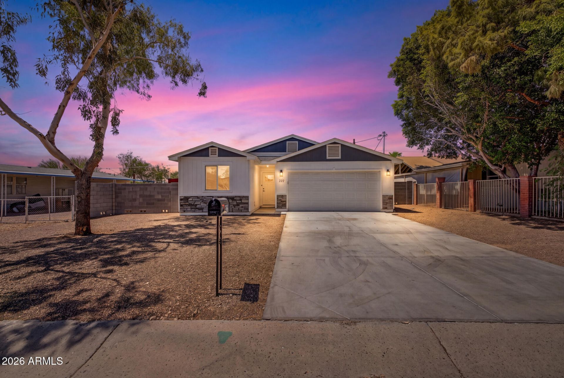 526 S Crismon Road, Mesa, AZ 85208 Main Photo