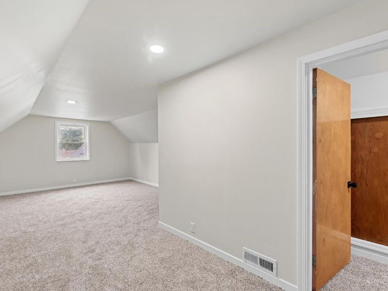 6025 Connecticut Court, Cincinnati, OH 45224 Photo 19