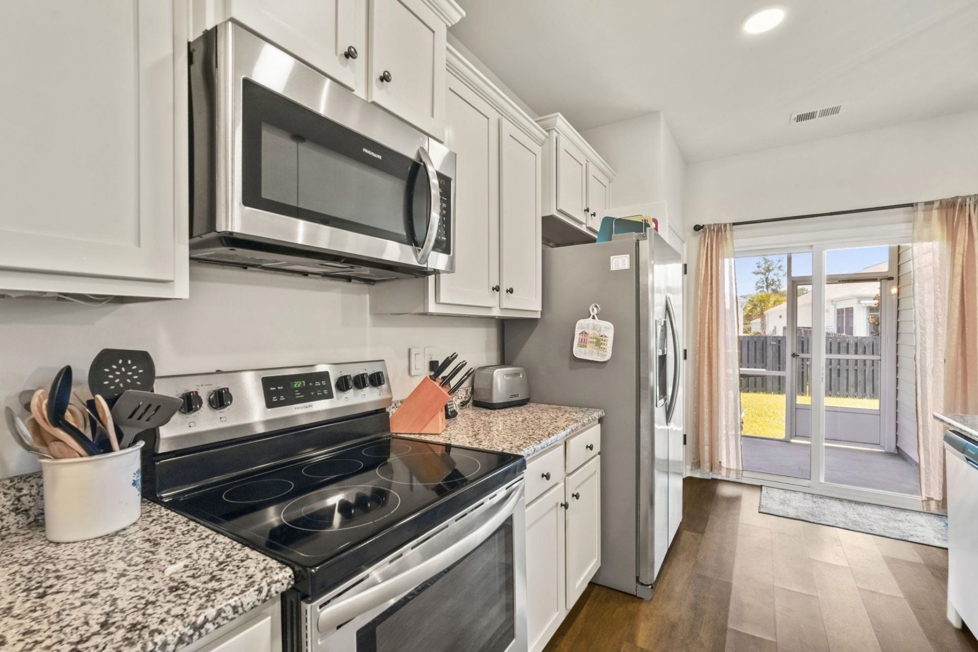 2910 Lunar Ct. Photo 16