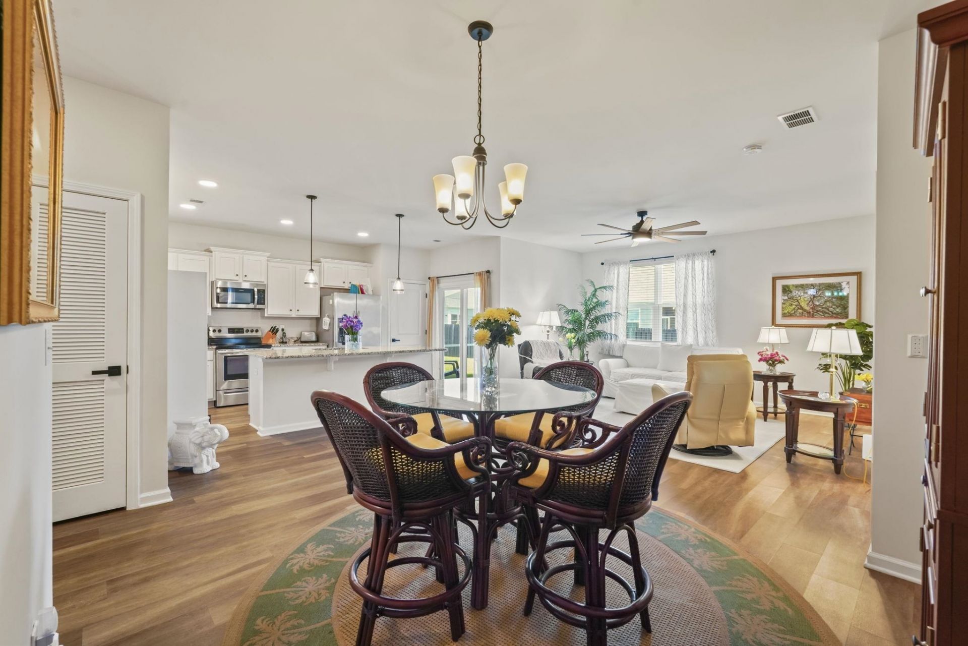 2910 Lunar Ct. Photo 23