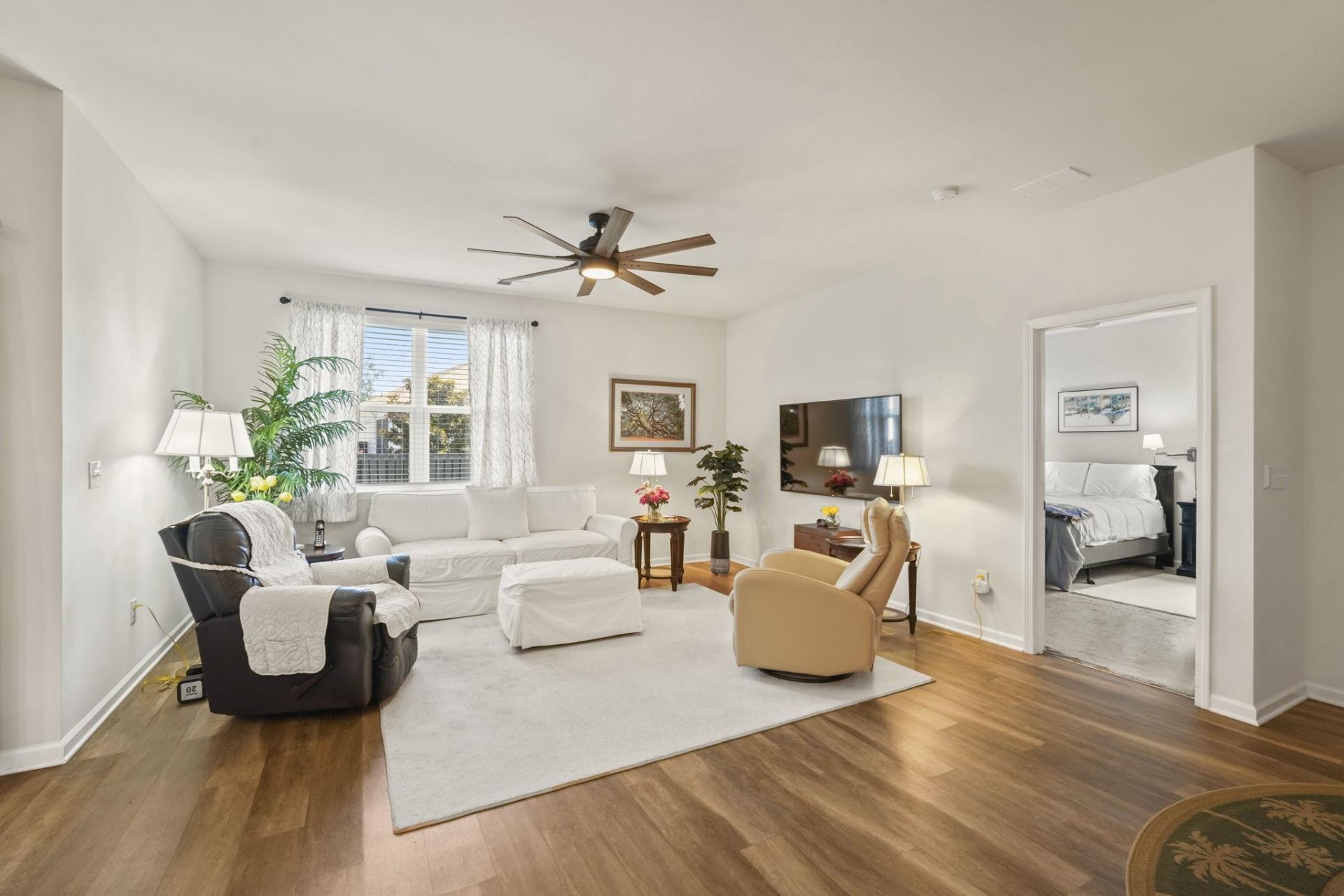 2910 Lunar Ct. Photo 6