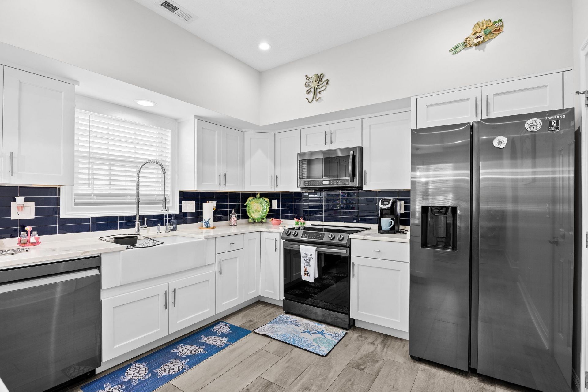 867 Cardinal Pl. Photo 11