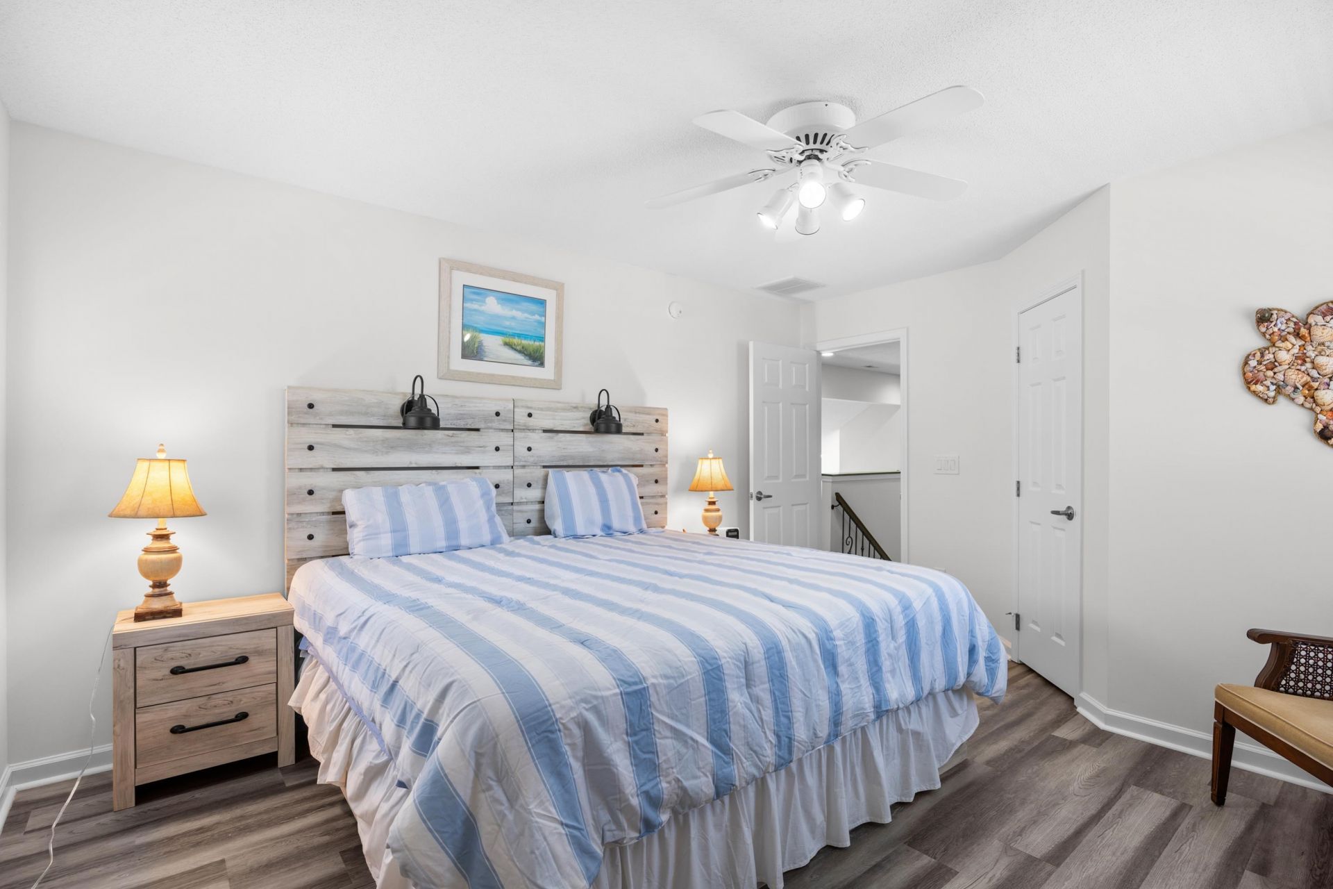 867 Cardinal Pl. Photo 23