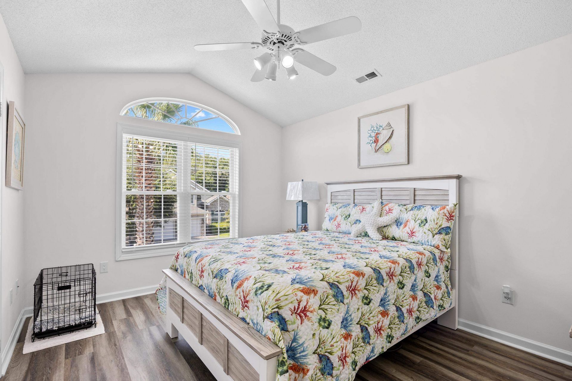 867 Cardinal Pl. Photo 26