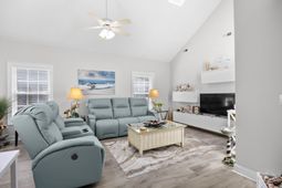 867 Cardinal Pl. photo 4