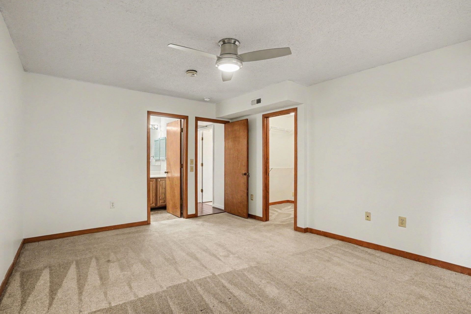 2270 Vereen Circle Photo 16
