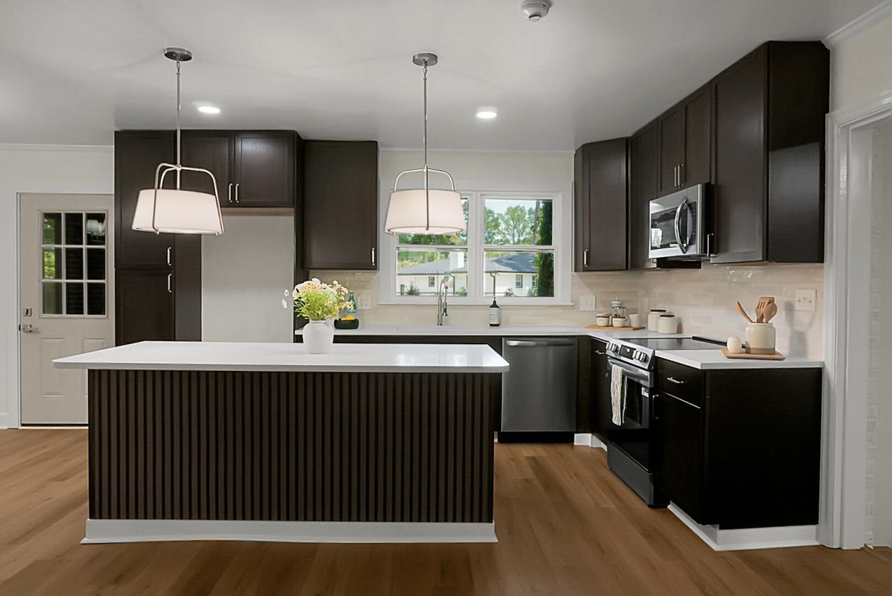 117 Newington Road Photo 13