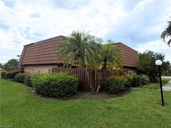 1635 Park Meadows DR , Unit 3, FORT MYERS, FL 33907