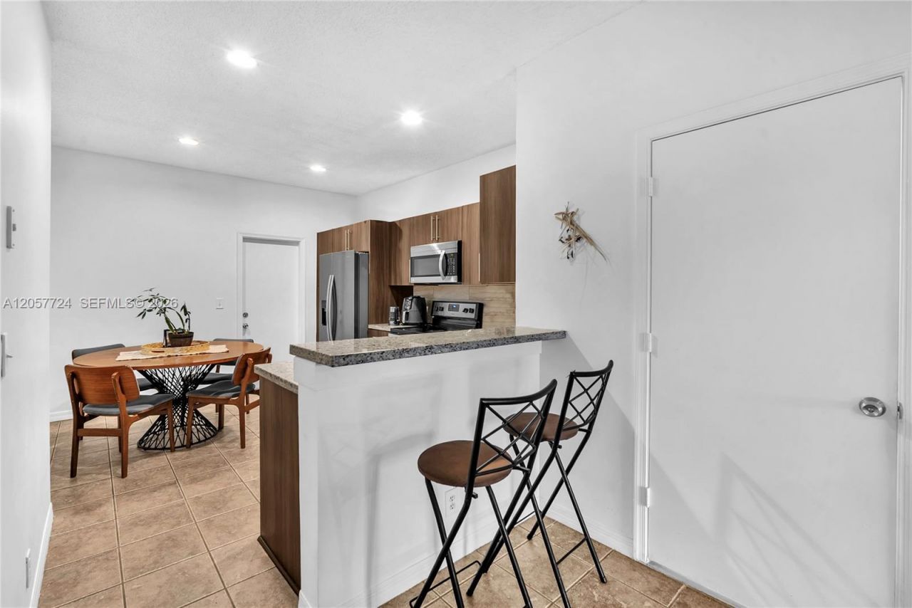 3692 San Simeon Cir , Weston, FL 33331 Photo