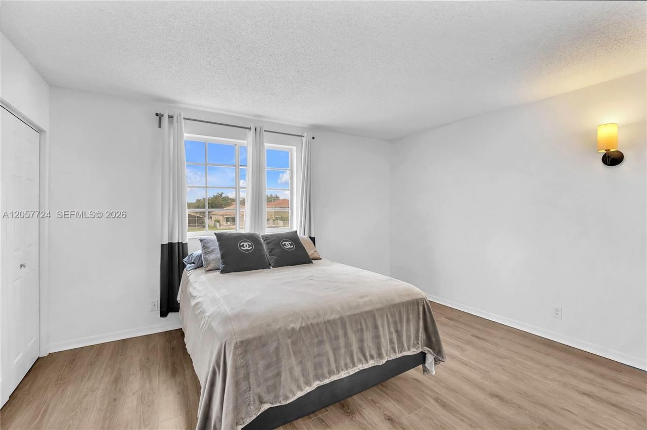 3692 San Simeon Cir , Weston, FL 33331 Photo