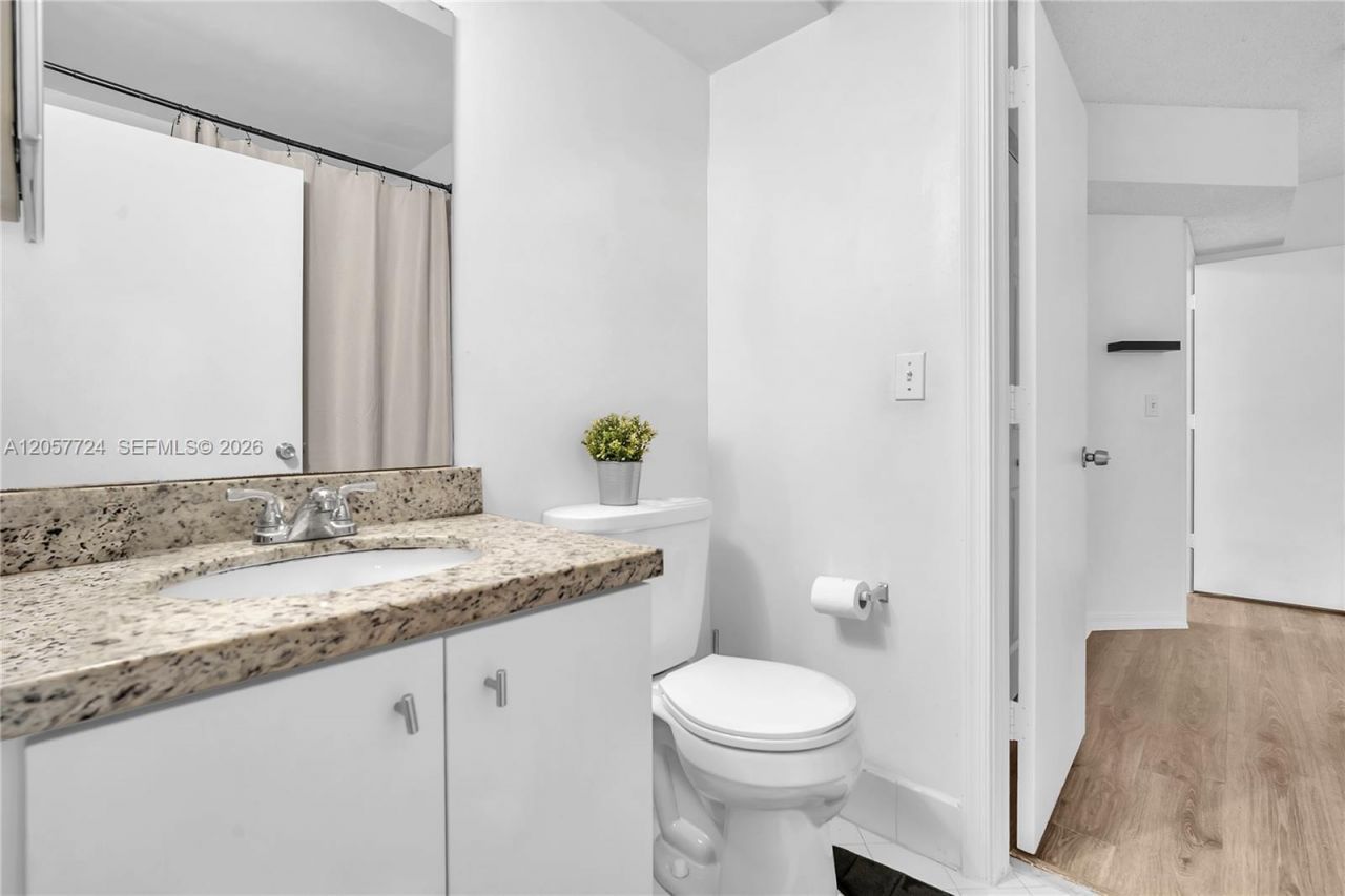 3692 San Simeon Cir , Weston, FL 33331 Photo