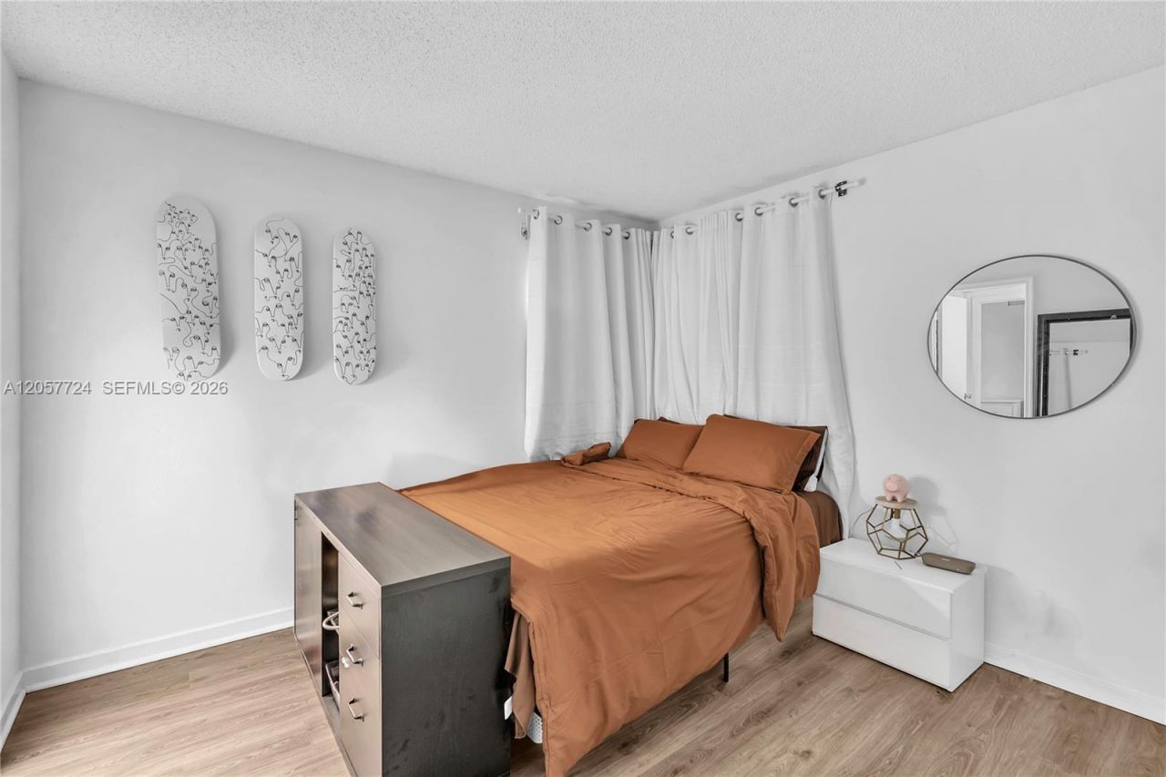 3692 San Simeon Cir , Weston, FL 33331 Photo