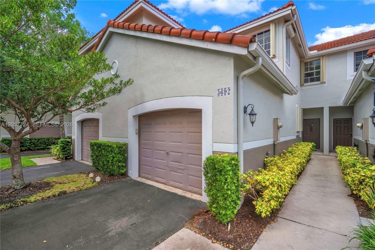 3692 San Simeon Cir , Weston, FL 33331 Photo
