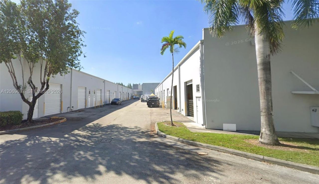 11383 NW 122nd St , Unit 9, Medley, FL 33178 Photo