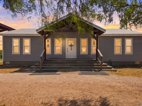 159 County Road 641, Hondo, TX 78861