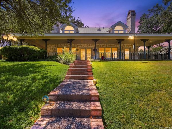 2317 Waterford Grace, New Braunfels, TX 78130