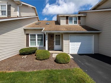 12 Pumpkin Hill, Rochester, NY 14624