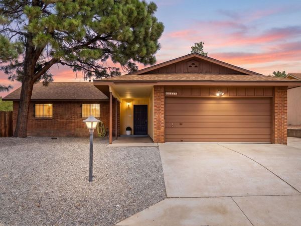 6413 Colleen Avenue NE, Albuquerque, NM 87109