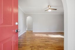 2604 N Oakridge Circle photo 4