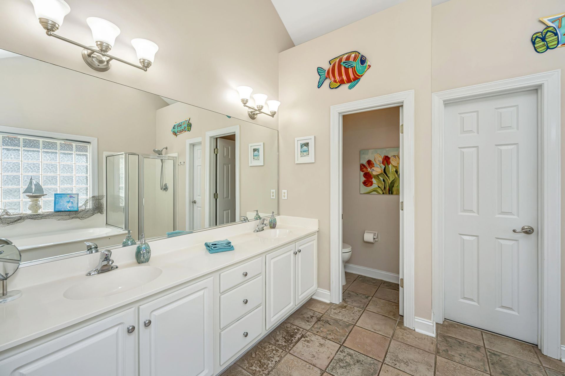 5201 Forest Oaks Drive Photo 14