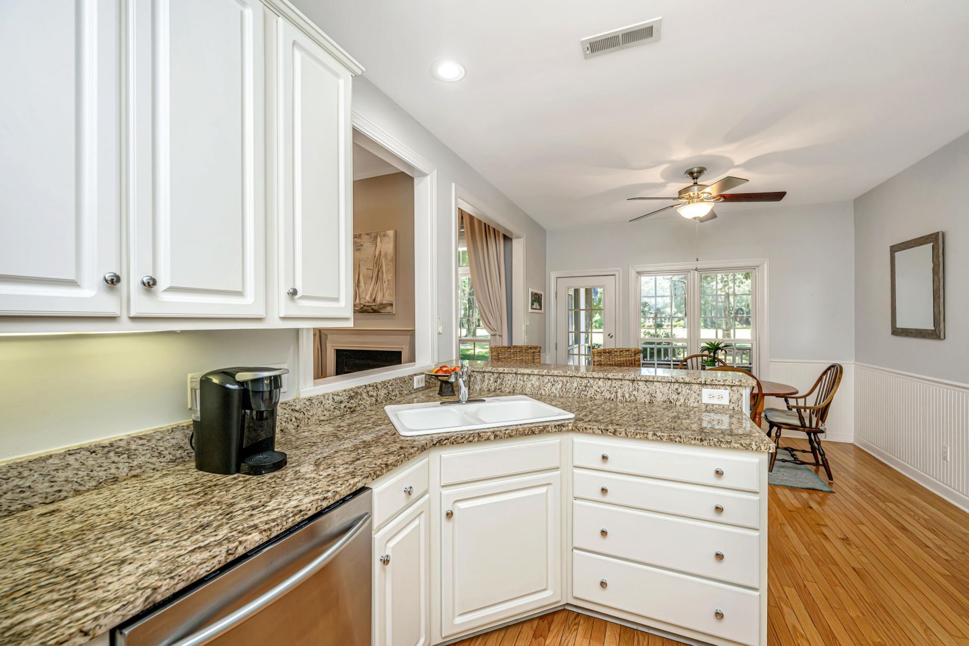 5201 Forest Oaks Drive Photo 24