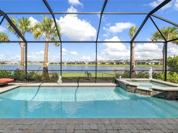 1973 Yellowfin CIR, NAPLES, FL 34114