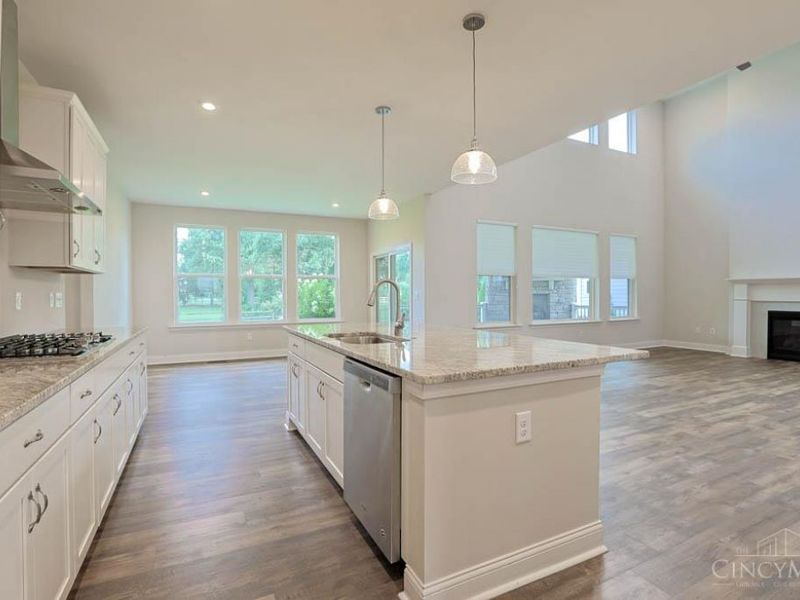 9817 Cross Meadow Drive, Deerfield Township, OH 45040 Photo 10