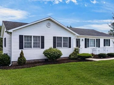 24 WARREN CIR, FISHERSVILLE, VA 22939