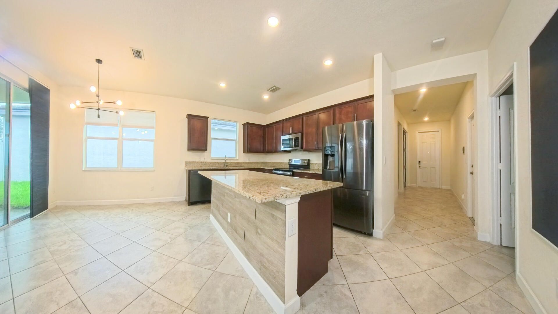 7871 NW Greenbank Circle, Port Saint Lucie, FL 34987 Photo