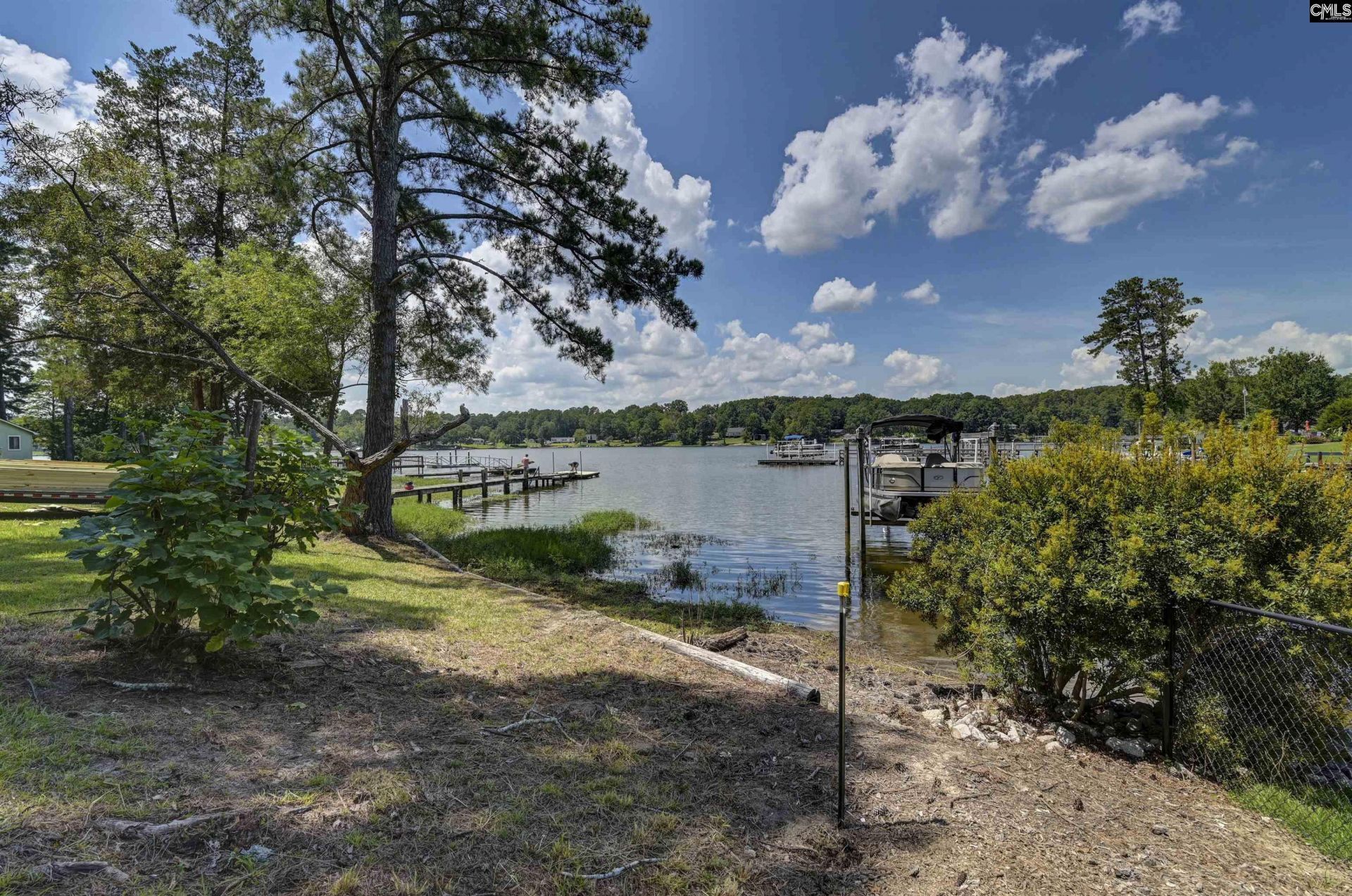 262 Breezy Bay Drive  Photo 10