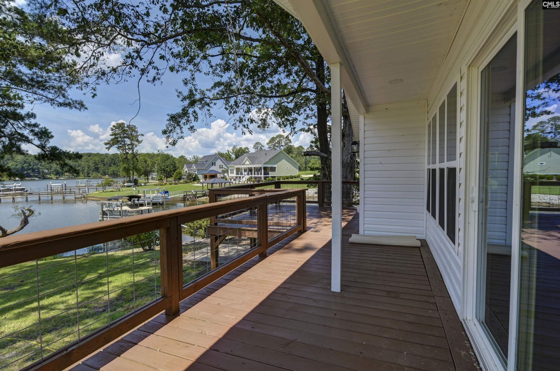 262 Breezy Bay Drive  Photo 12
