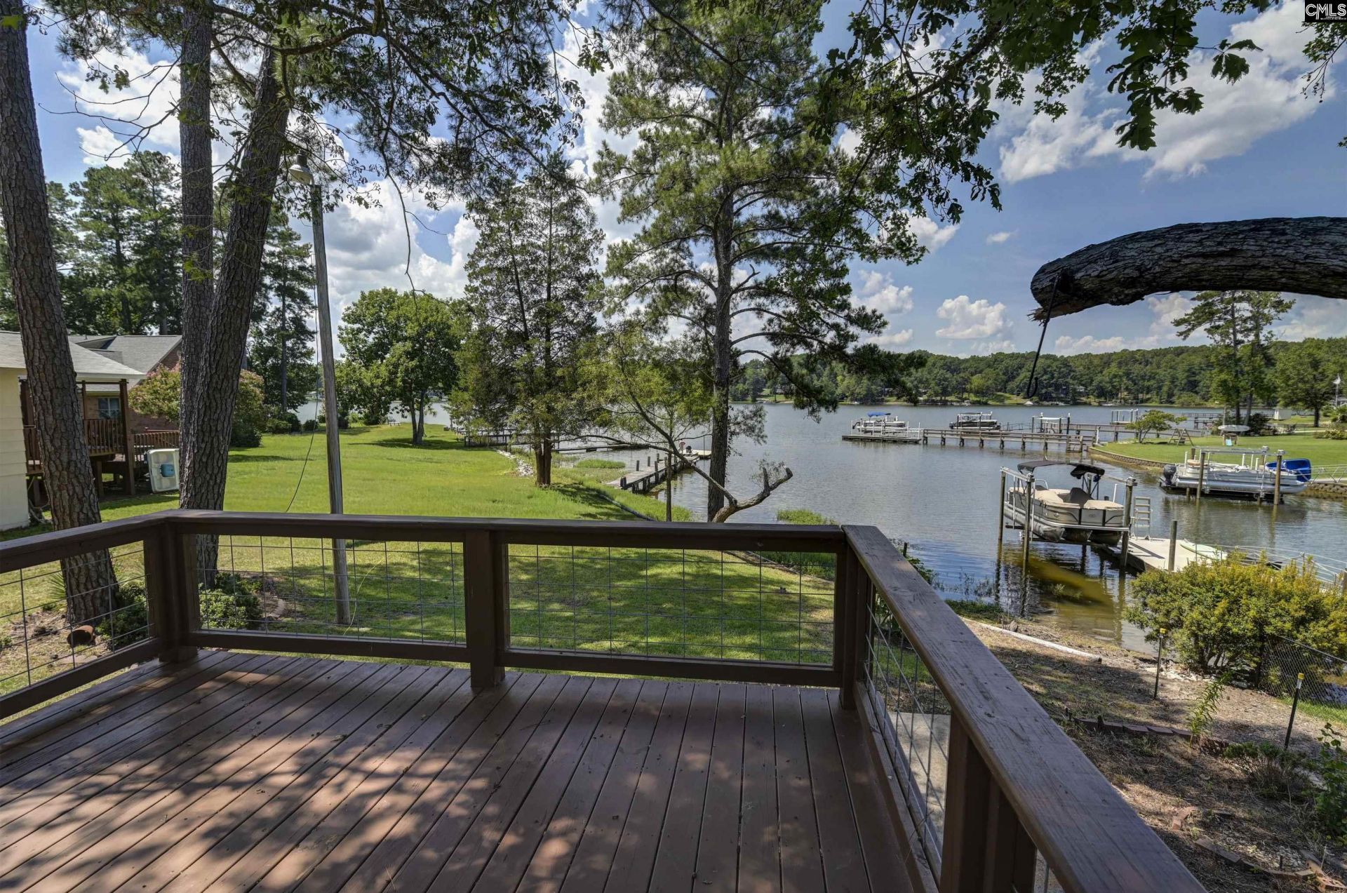 262 Breezy Bay Drive  Photo 16