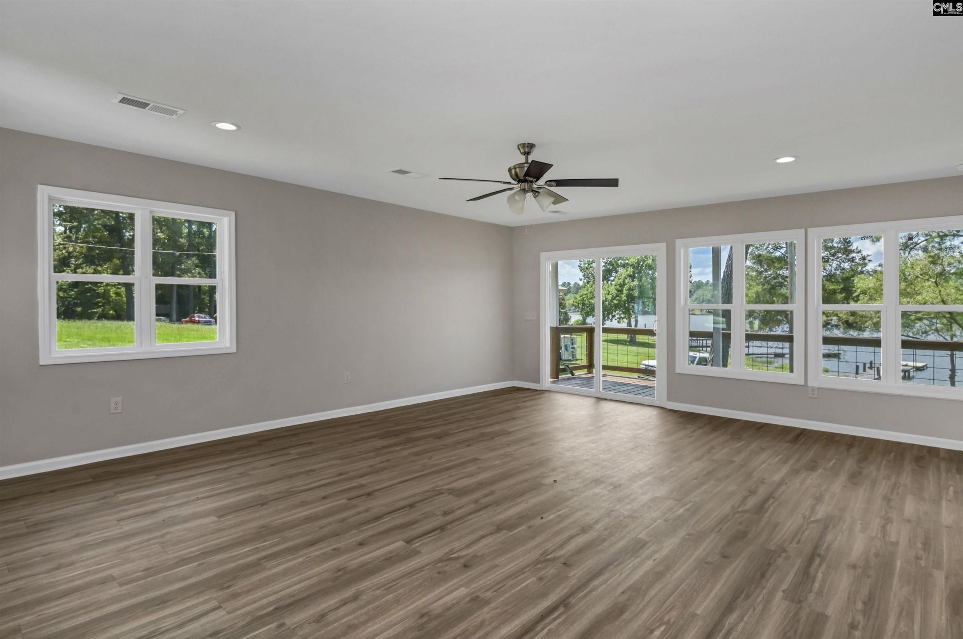 262 Breezy Bay Drive  Photo 20