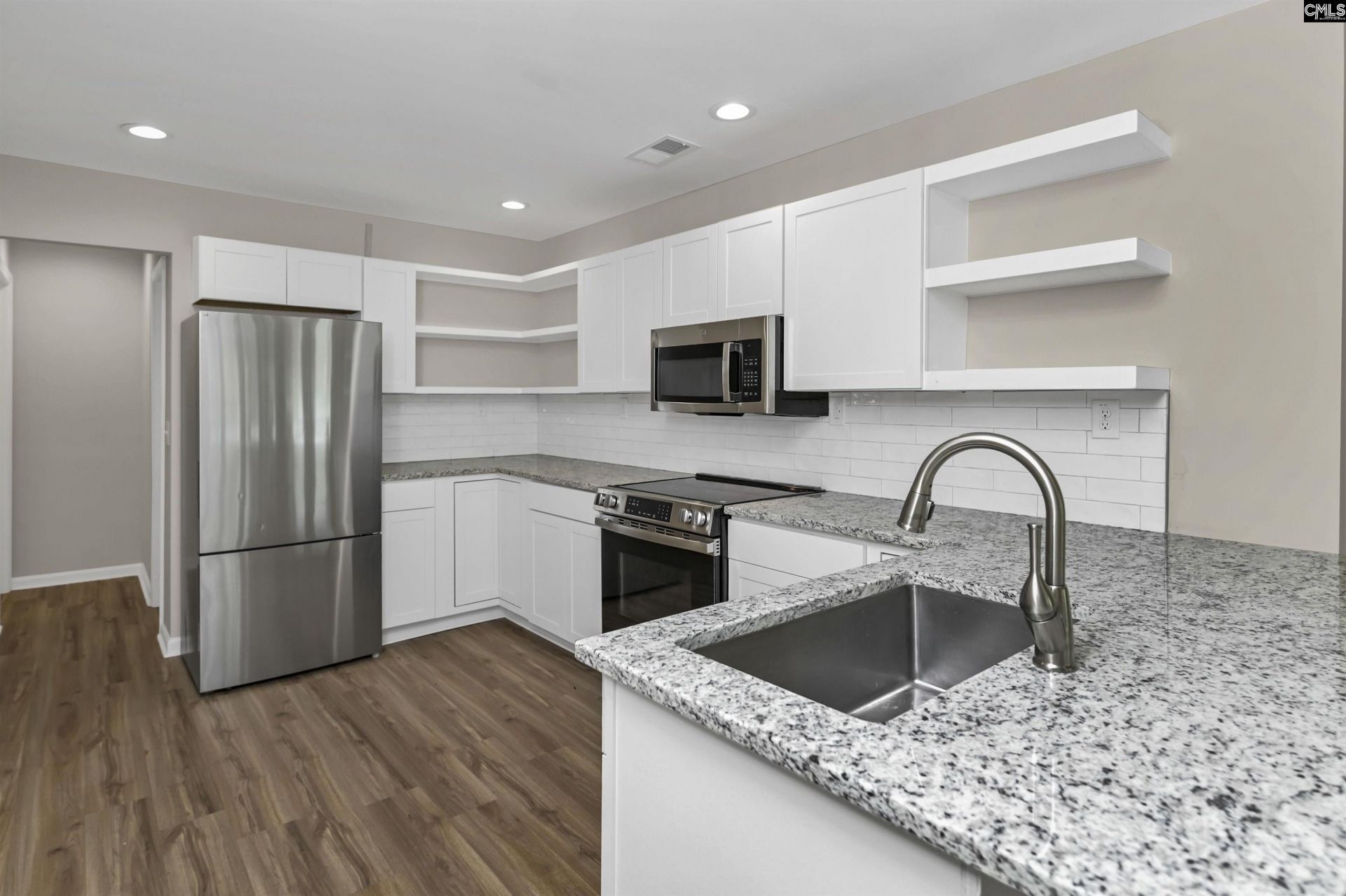 262 Breezy Bay Drive  Photo 22