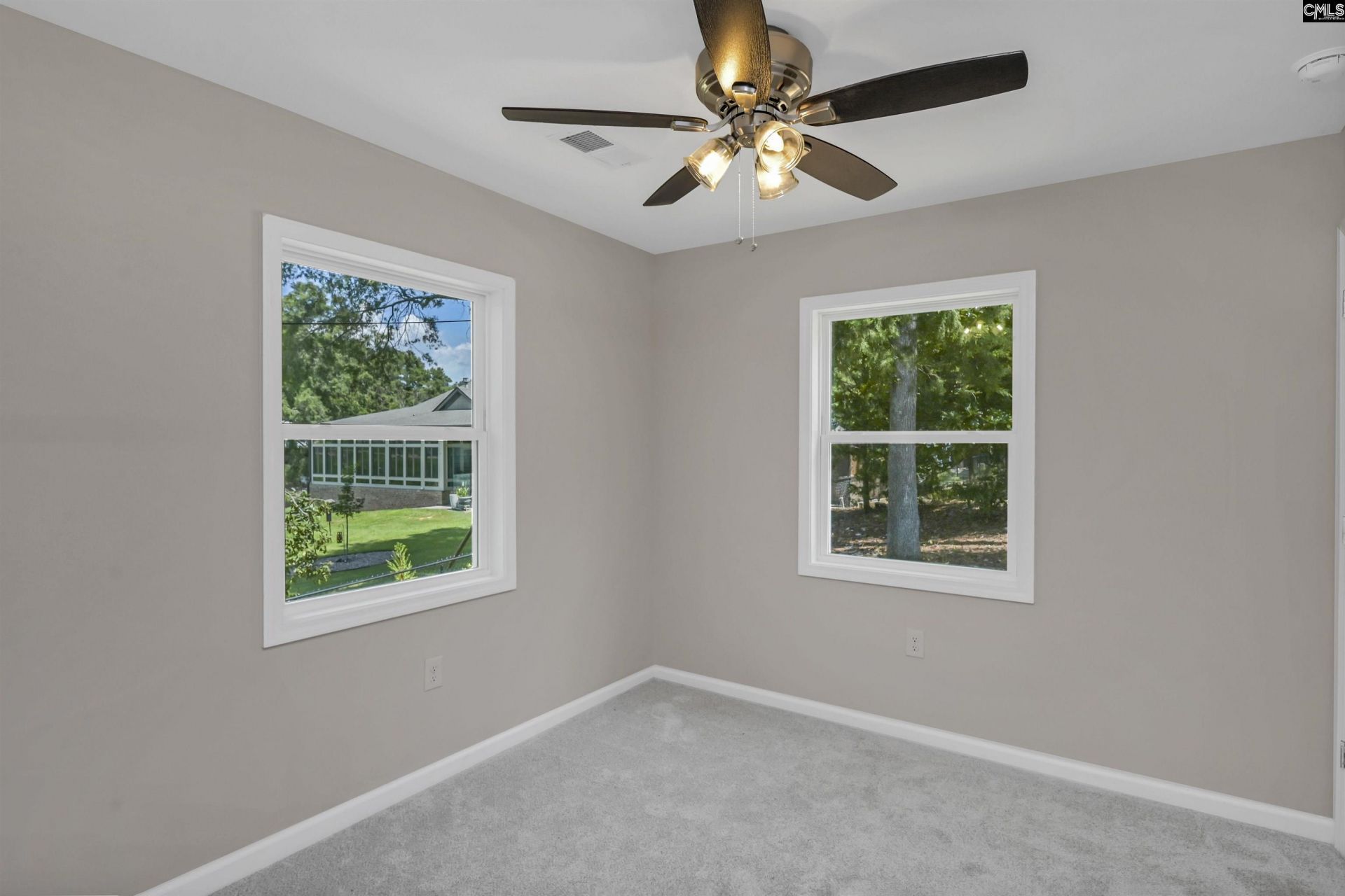 262 Breezy Bay Drive  Photo 36