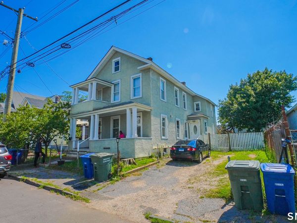 46 Deforest , Bridgeport, CT 06607