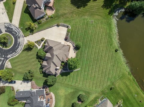 Main Photo