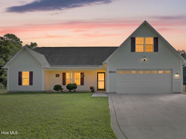 198 Windfield Lane, Holly Ridge, NC 28445