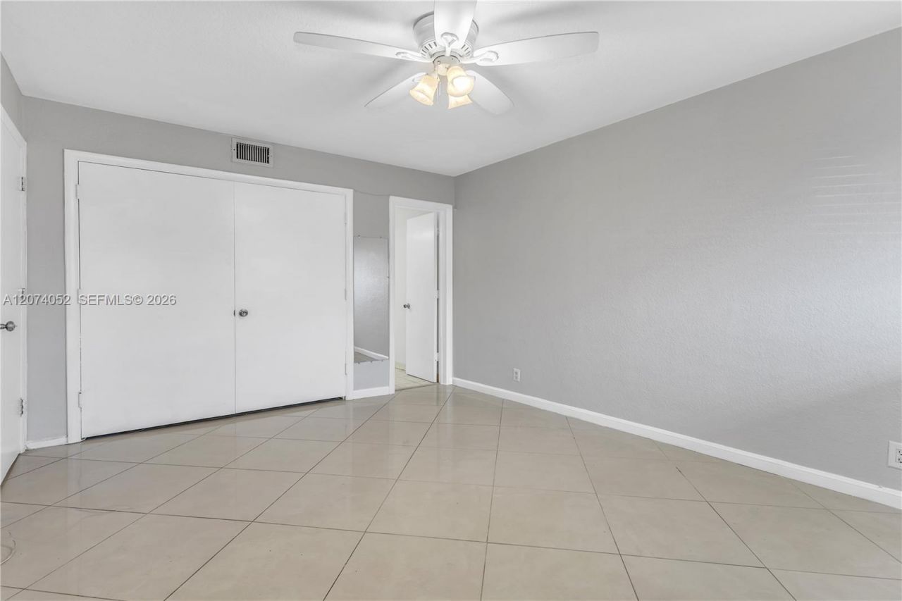 2175 NE 56th St , Unit 103, Fort Lauderdale, FL 33308 Photo