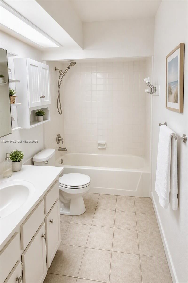 2175 NE 56th St , Unit 103, Fort Lauderdale, FL 33308 Photo