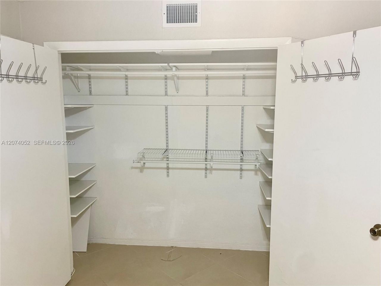 2175 NE 56th St , Unit 103, Fort Lauderdale, FL 33308 Photo