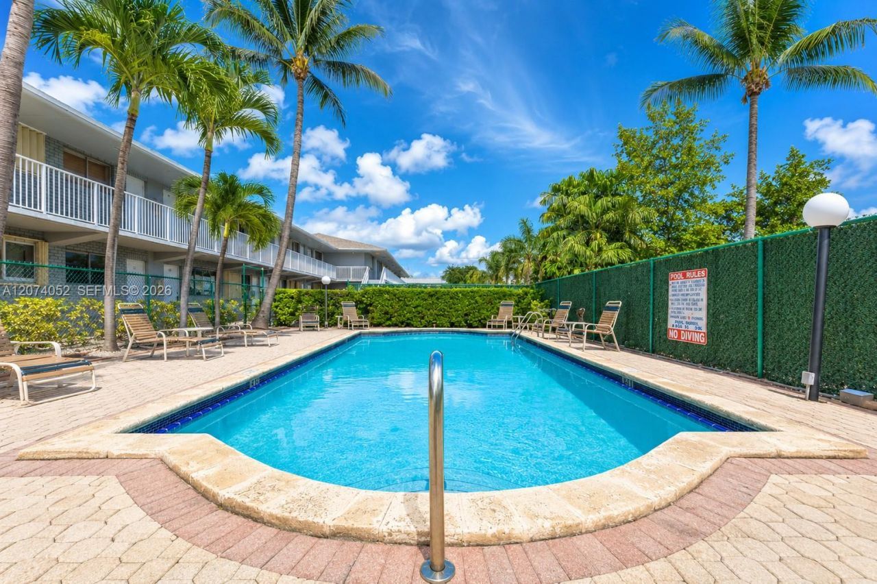 2175 NE 56th St , Unit 103, Fort Lauderdale, FL 33308 Photo