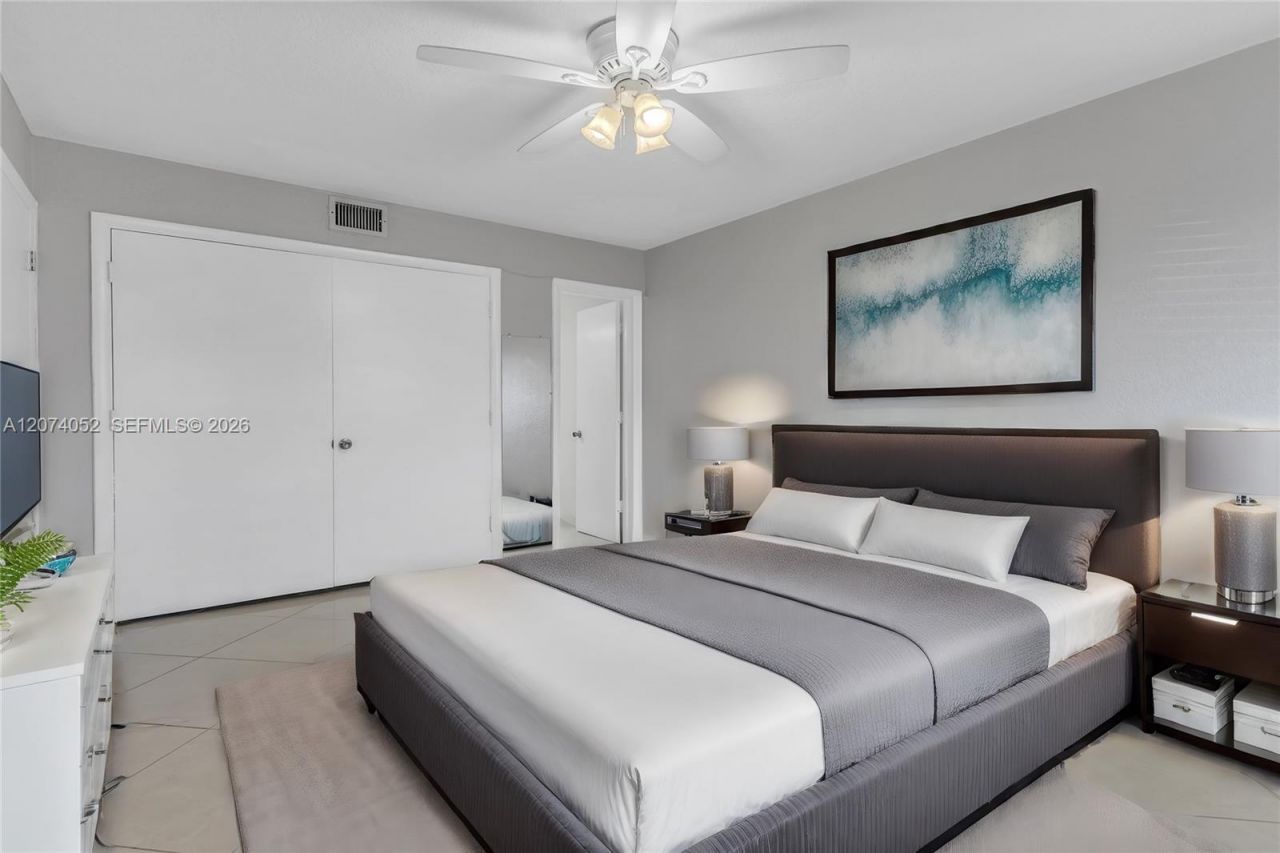 2175 NE 56th St , Unit 103, Fort Lauderdale, FL 33308 Photo