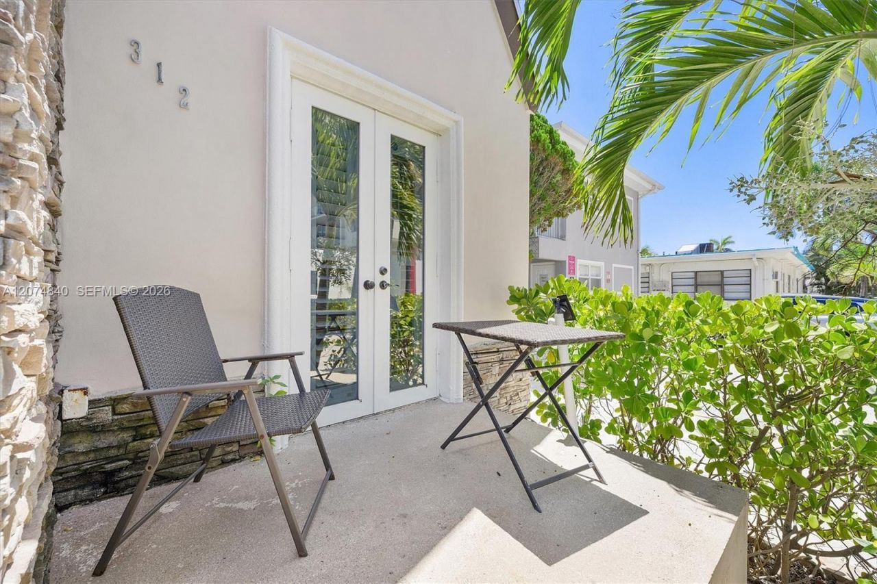 312 Fillmore St, Hollywood, FL 33019 Photo